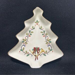 Mikasa  Christmas Tree Candy Dish FK001 Holiday Elegance